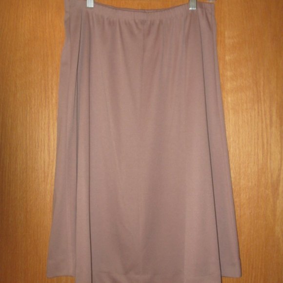 JC Penney Fashions Taupe Skirt - Picture 2 of 3